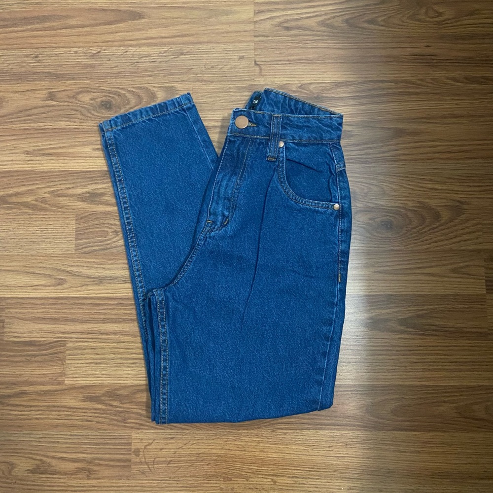 Petite Mid Wash Mom Jeans